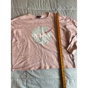 Fifth sun pink cropped nasa sweater size large cotton‎ blend